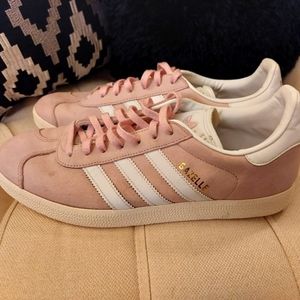 Womens Adidas Gazelle Sneakers, Size 9, Pastel Pink